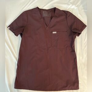 Scrub top